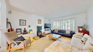 front rec- click for photo gallery